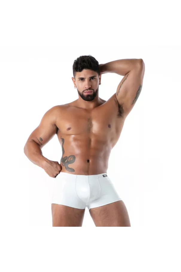 trunk in latex white
