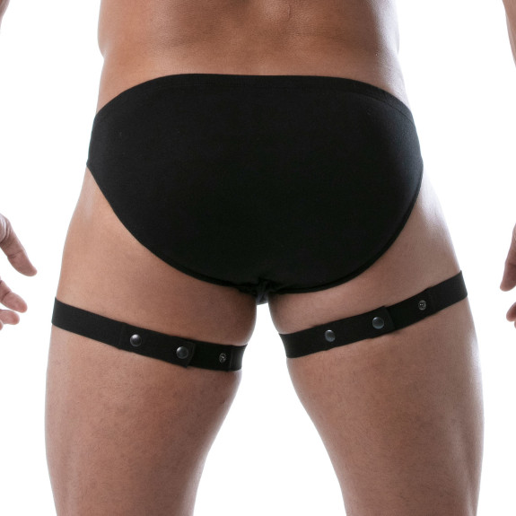 leg harness black from the back