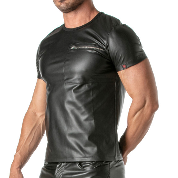 Kinky Zipped Pocket T-shirt for men